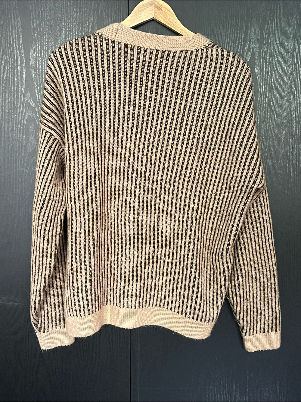 ASOS Striped V-Neck Button Cardigan - Picture 2 of 8